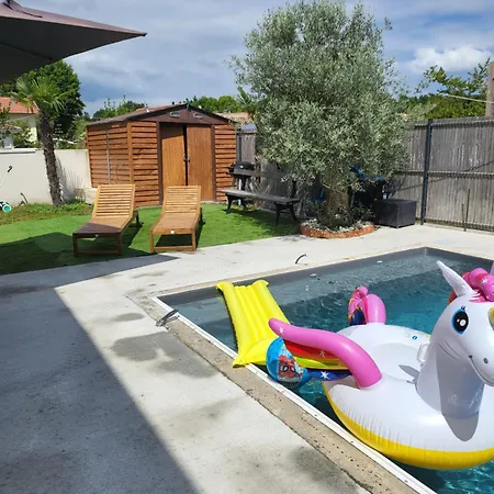 Maison Independante Avec Piscine *